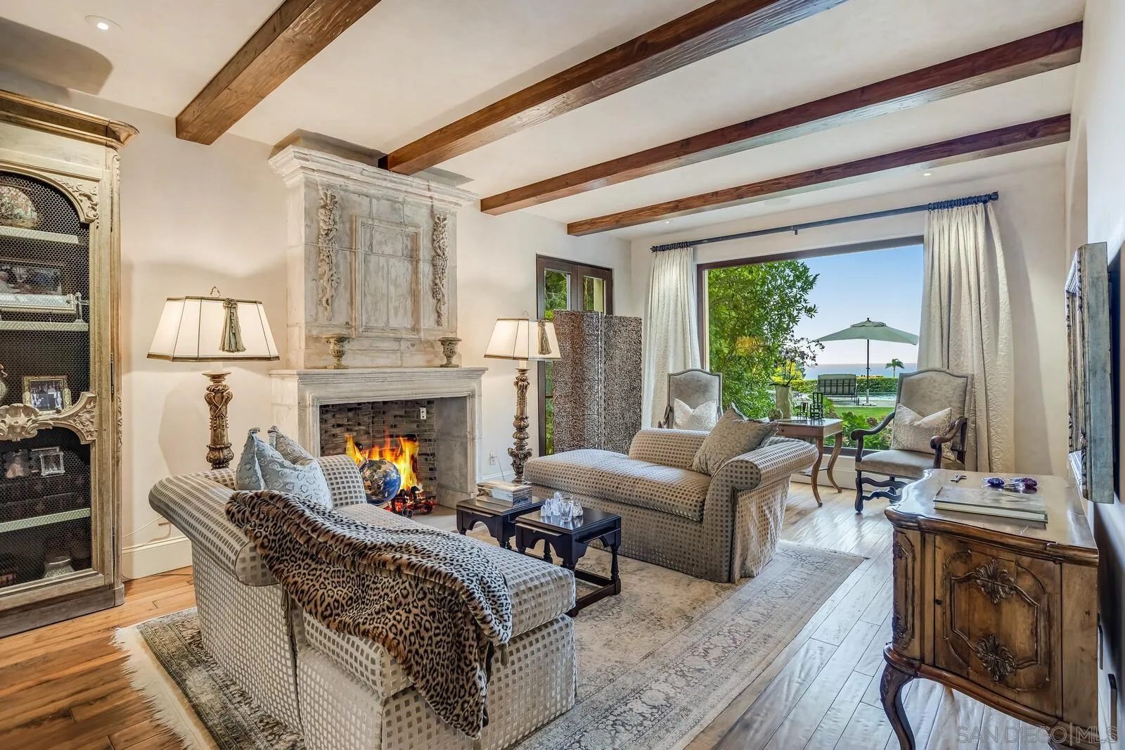 La Jolla, California 92037, United States, 6 Bedrooms Bedrooms, ,8 BathroomsBathrooms,Residential,Pending,5404