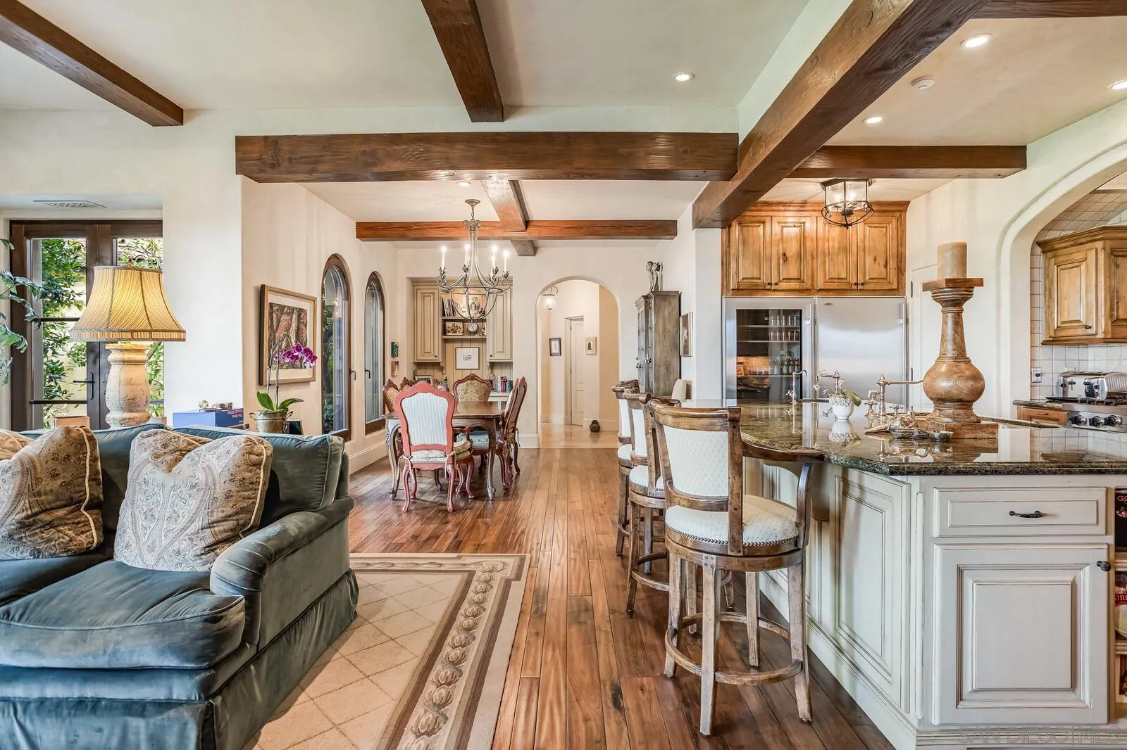 La Jolla, California 92037, United States, 6 Bedrooms Bedrooms, ,8 BathroomsBathrooms,Residential,Pending,5404