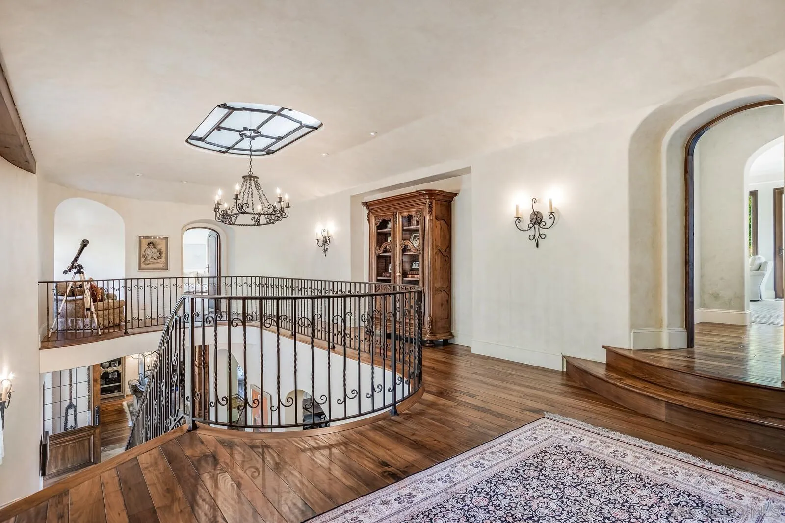 La Jolla, California 92037, United States, 6 Bedrooms Bedrooms, ,8 BathroomsBathrooms,Residential,Pending,5404