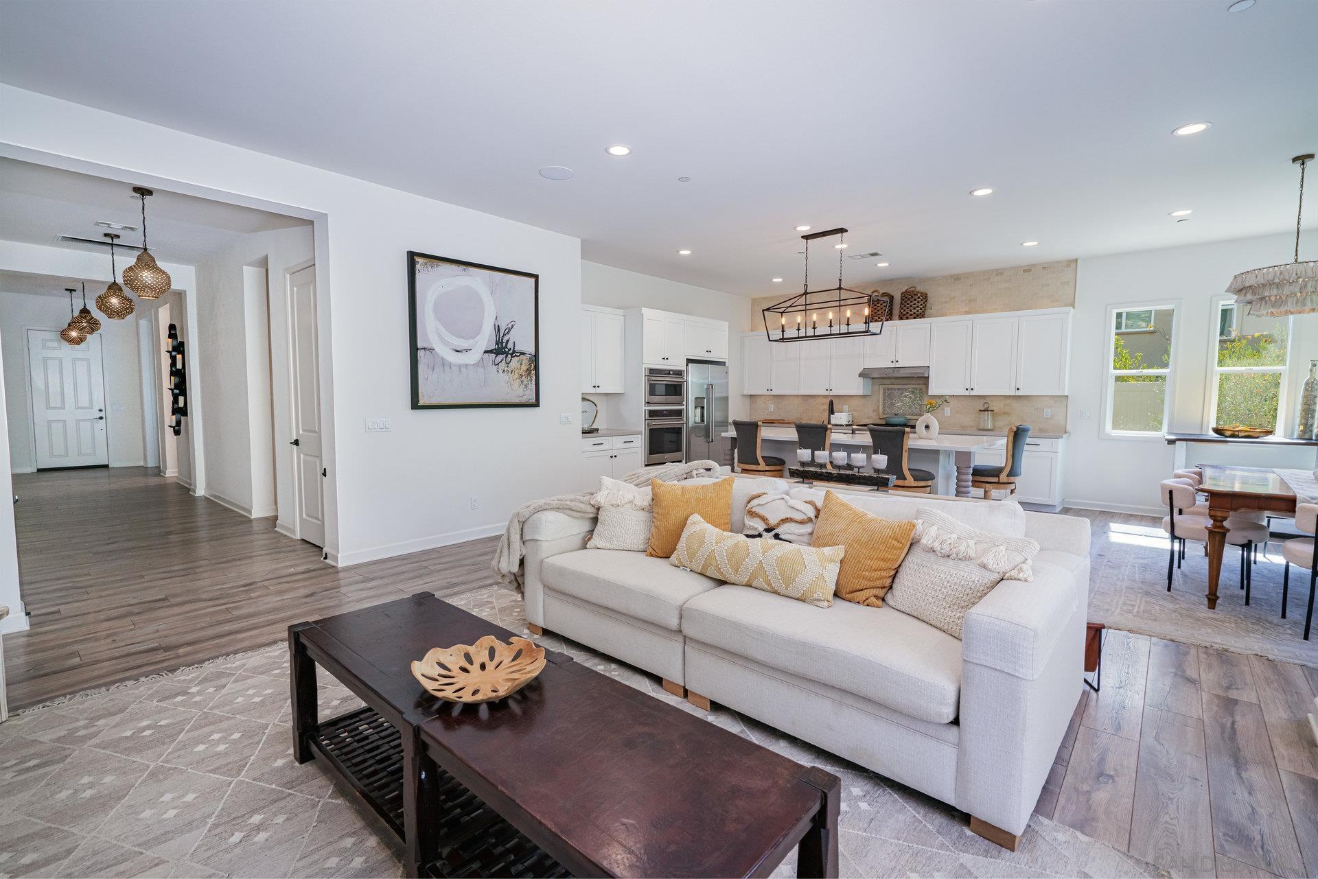 1157 Witherby Ln