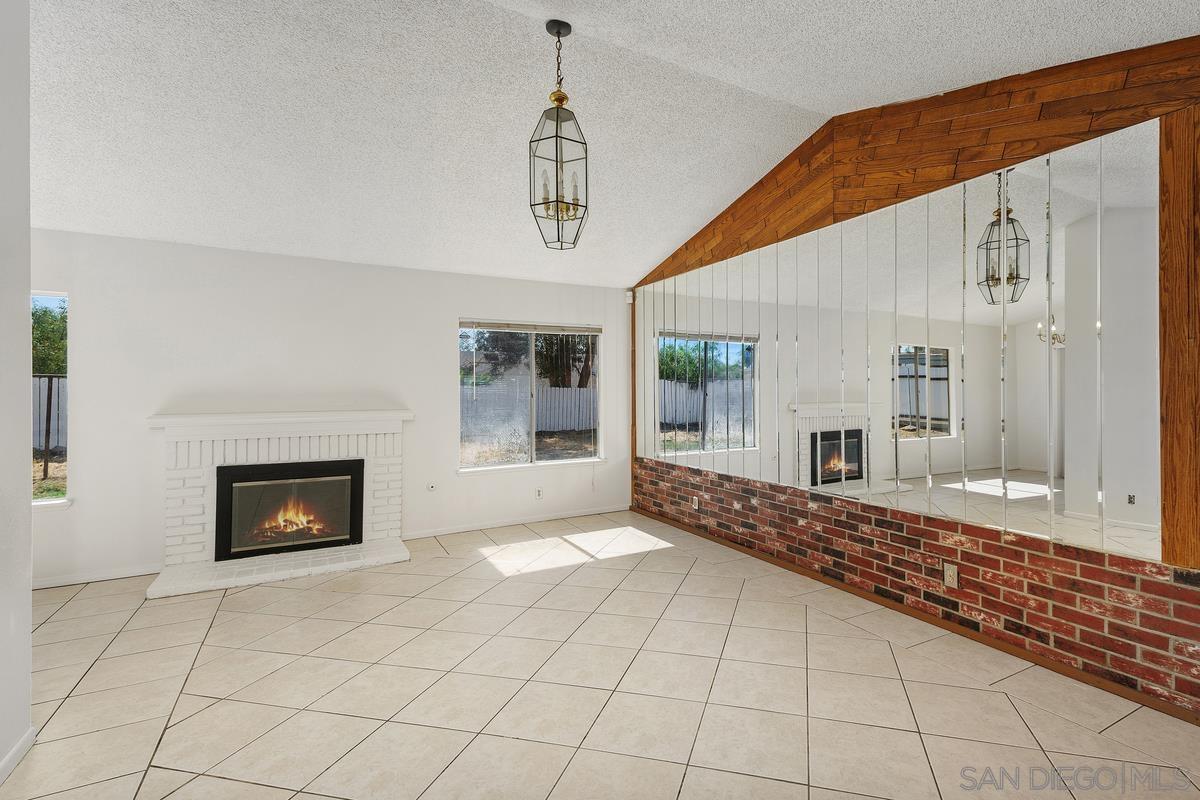 14802 Cloverfield Rd