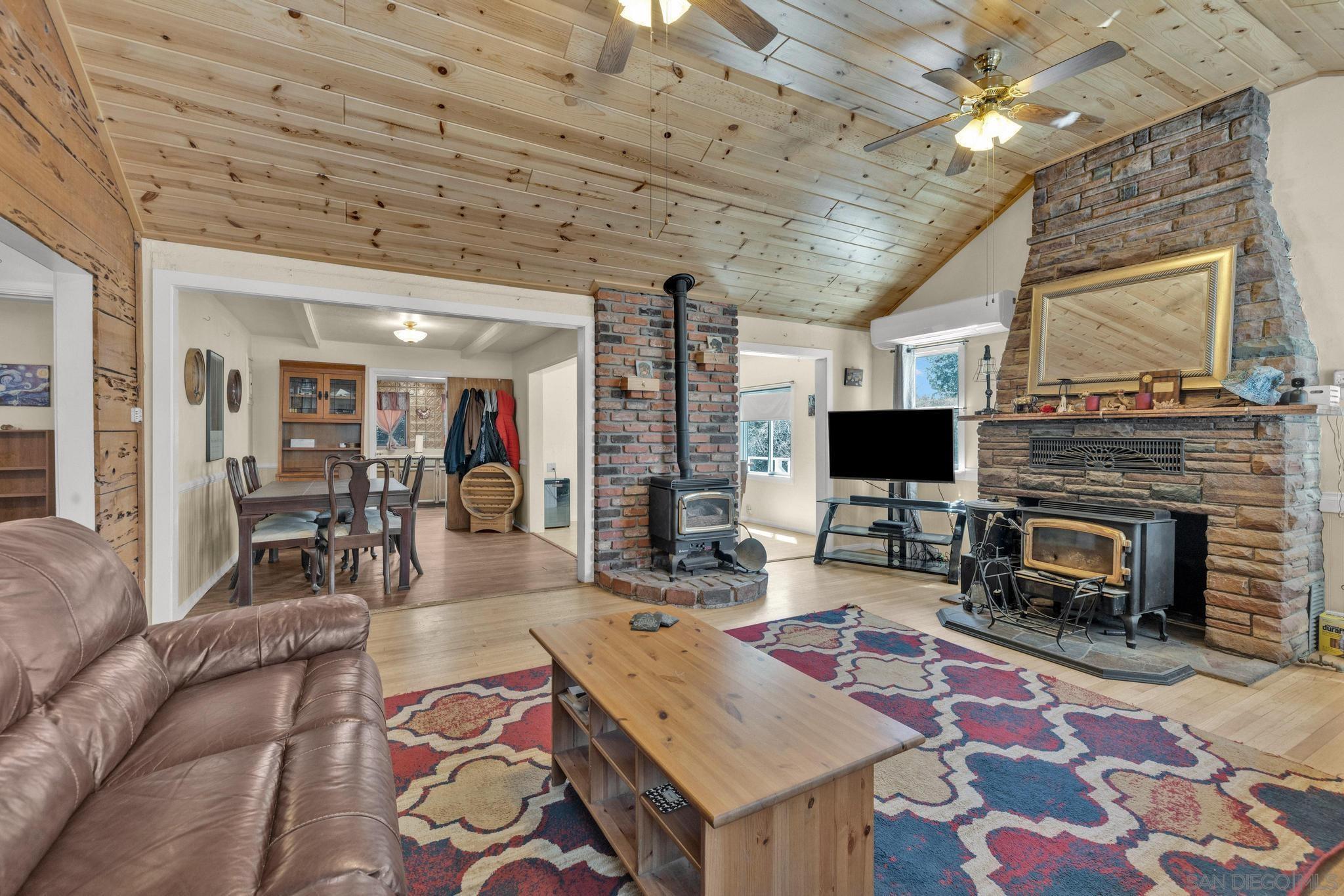 1267  Ridge Trl