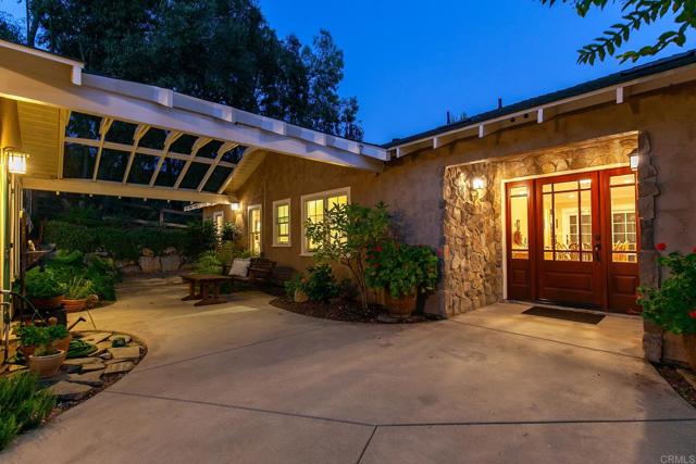 2028 VALLEY RIM RD