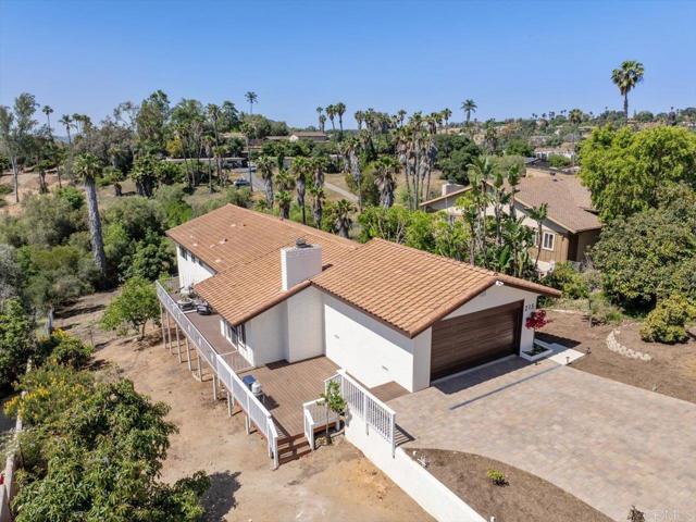 215 Cranston Crest