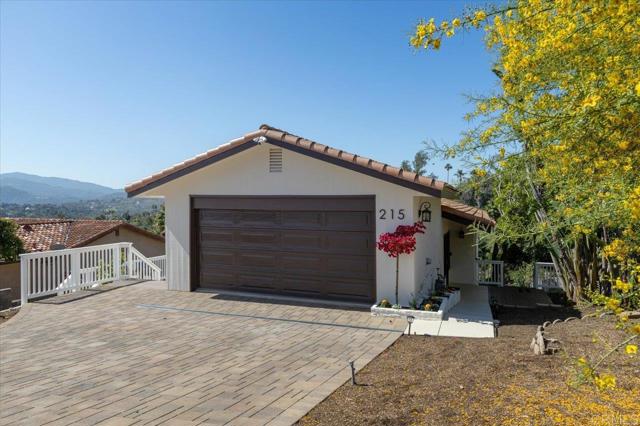 215 Cranston Crest