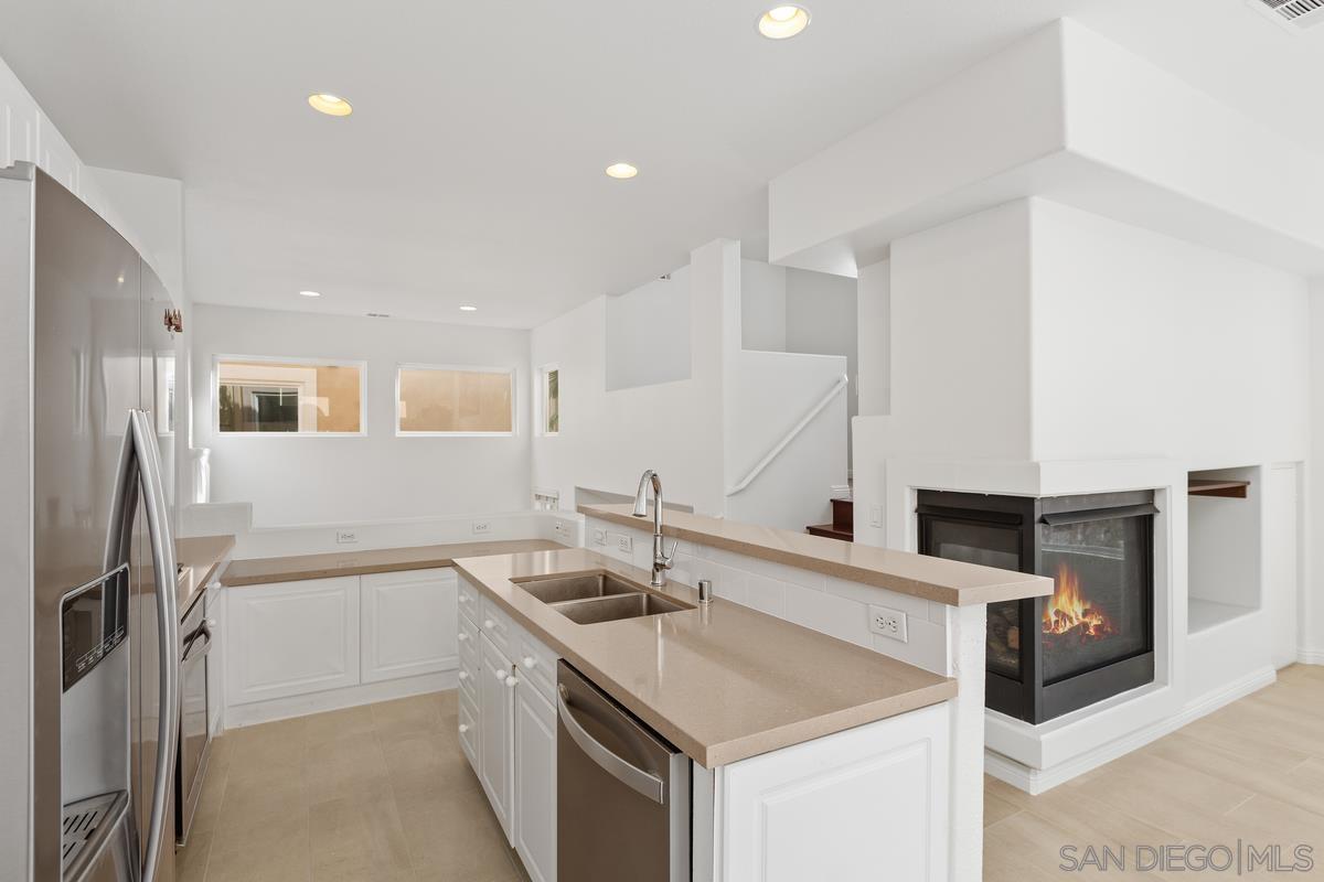 12672  Carmel Country Rd  46