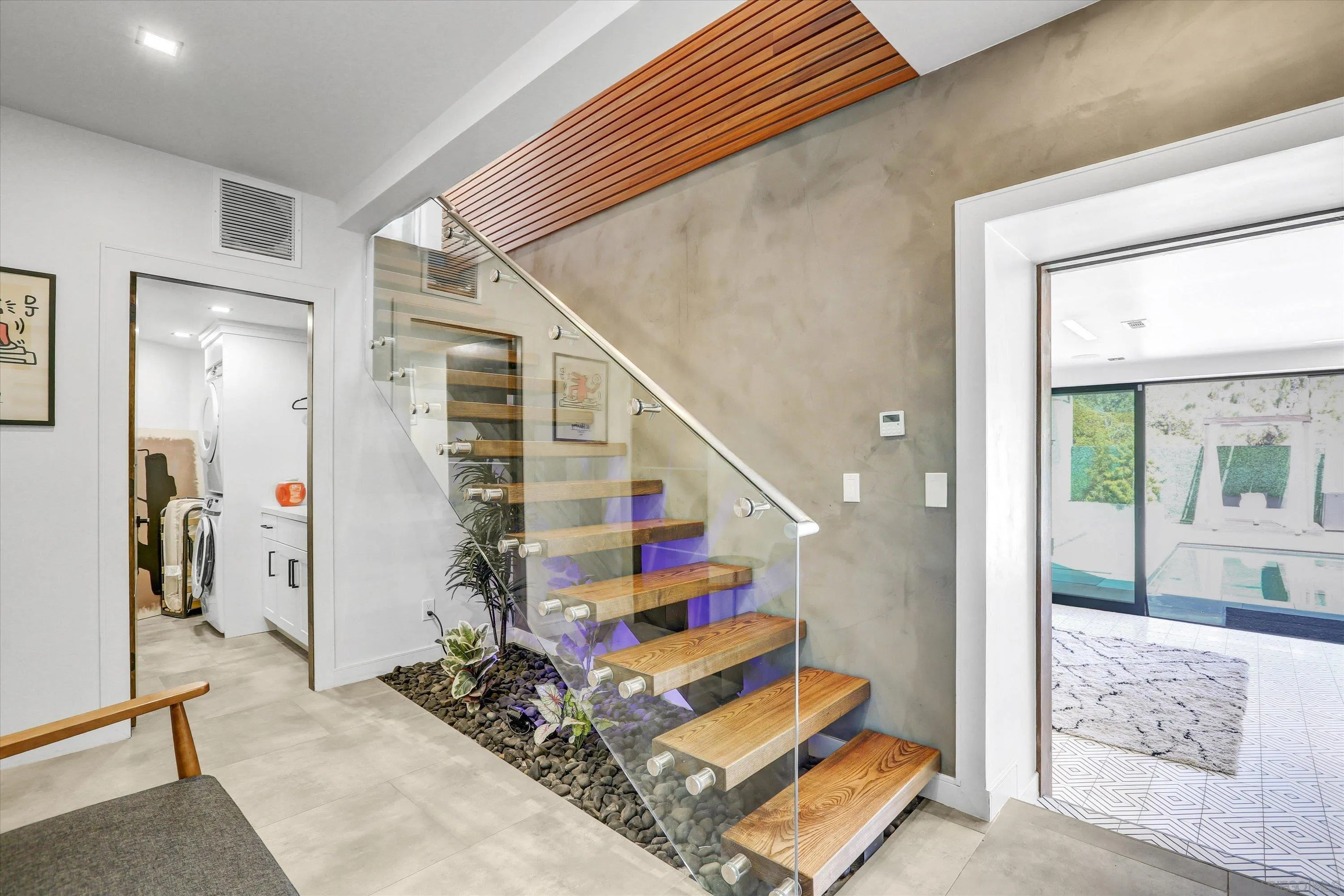 San Diego, California 92110, United States, 3 Bedrooms Bedrooms, ,4 BathroomsBathrooms,Residential,Active,91923