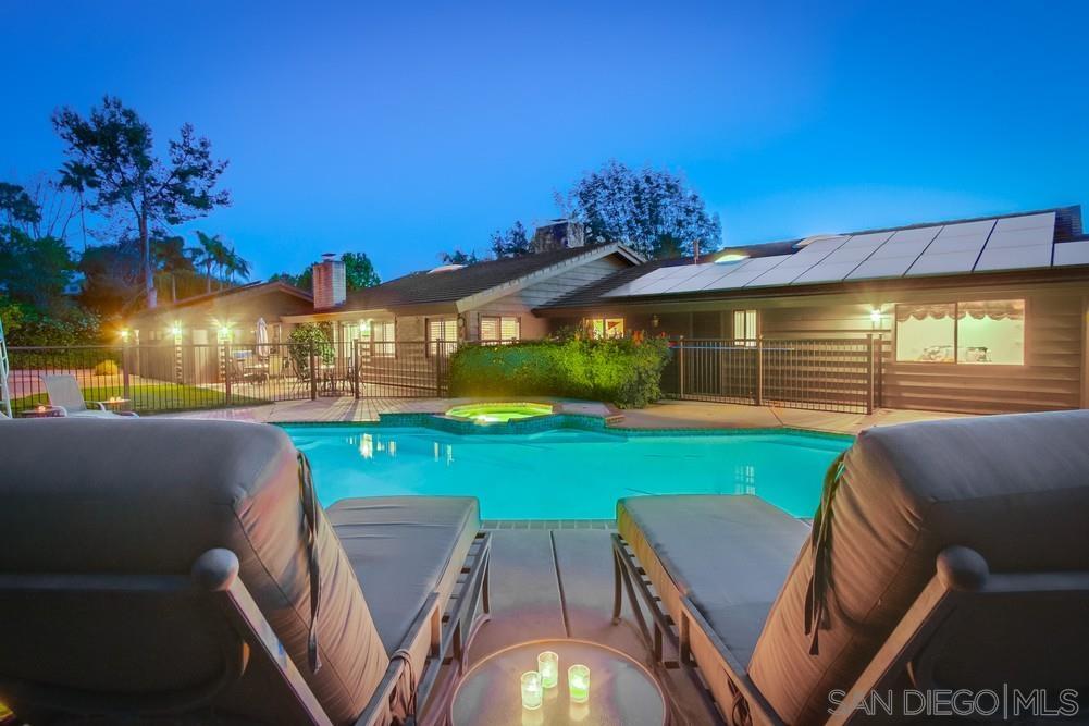 15943 Ranch Hollow Rd