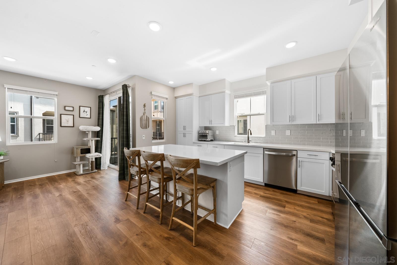 486 Atlas Glen