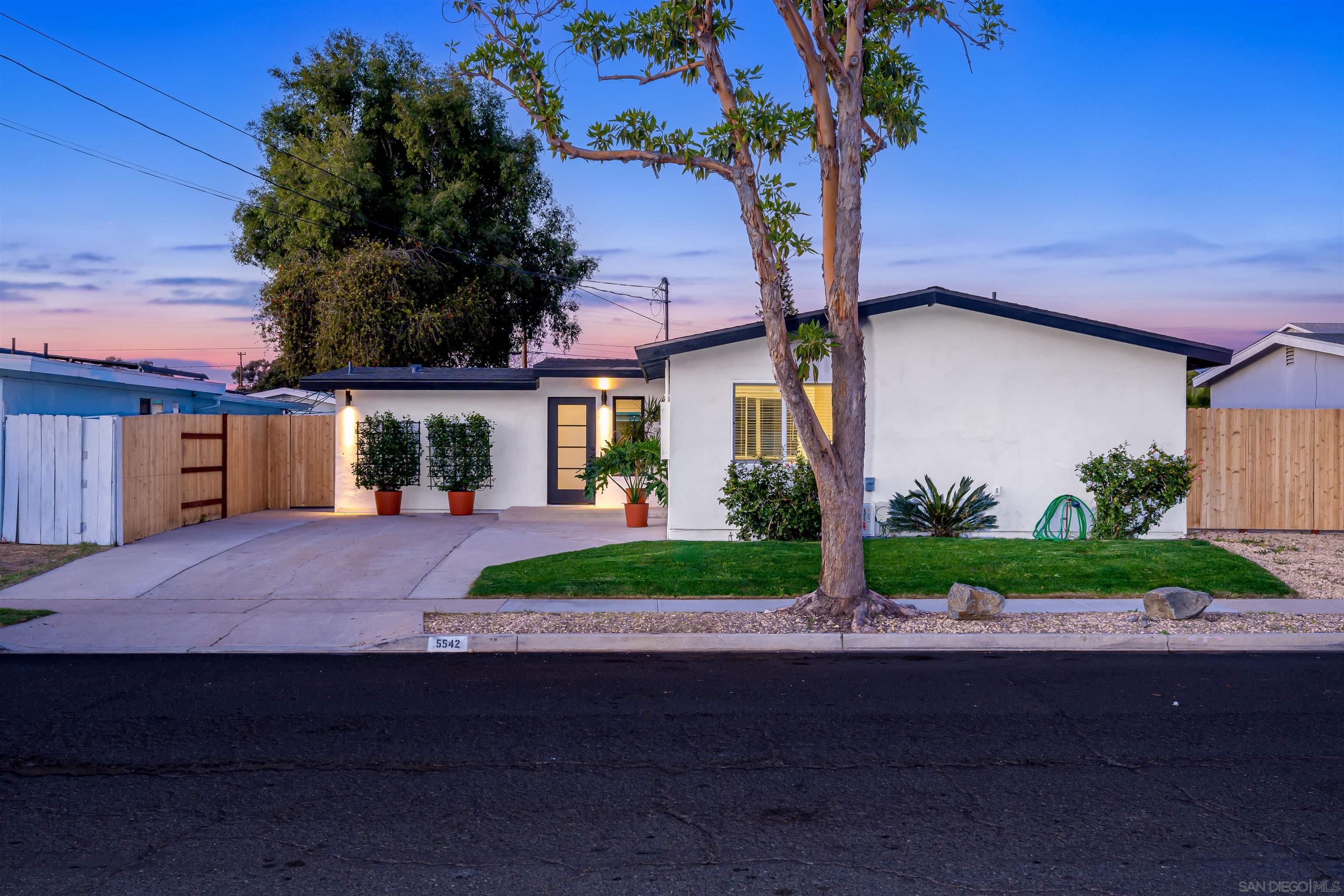 5542 Bergen St.