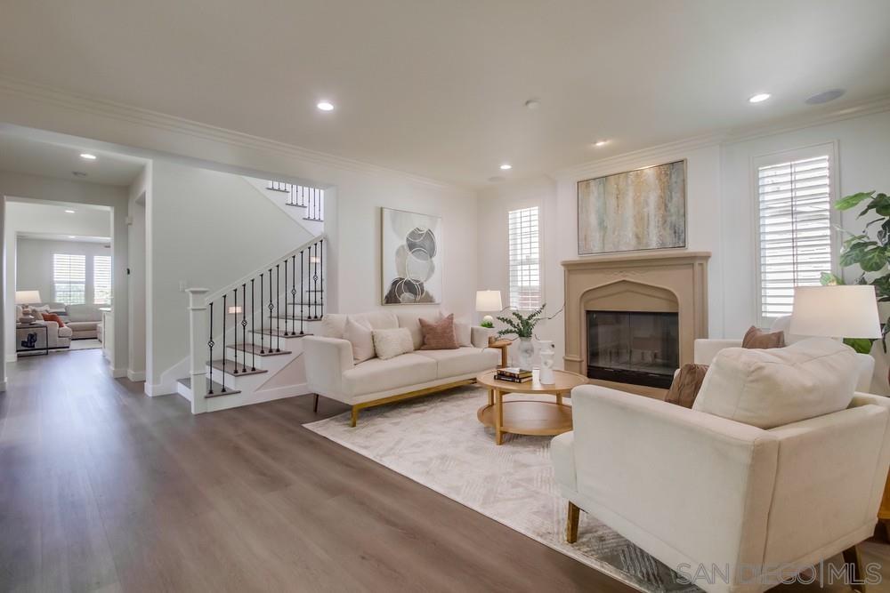 3515  CAMINO CEREZA