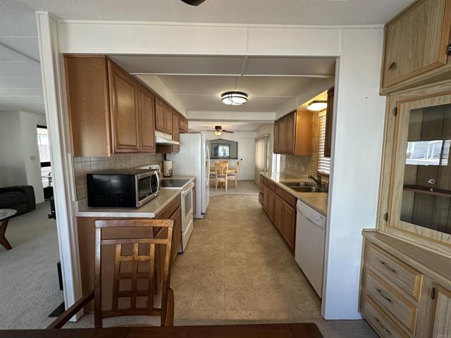 8301 Mission Gorge