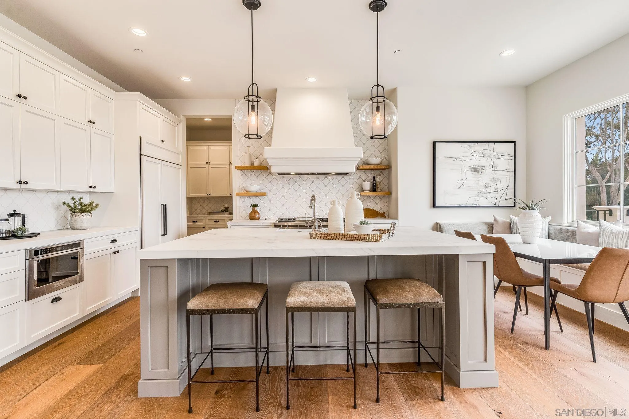 La Jolla, California 92037, United States, 5 Bedrooms Bedrooms, ,5 BathroomsBathrooms,Residential,Active,95567