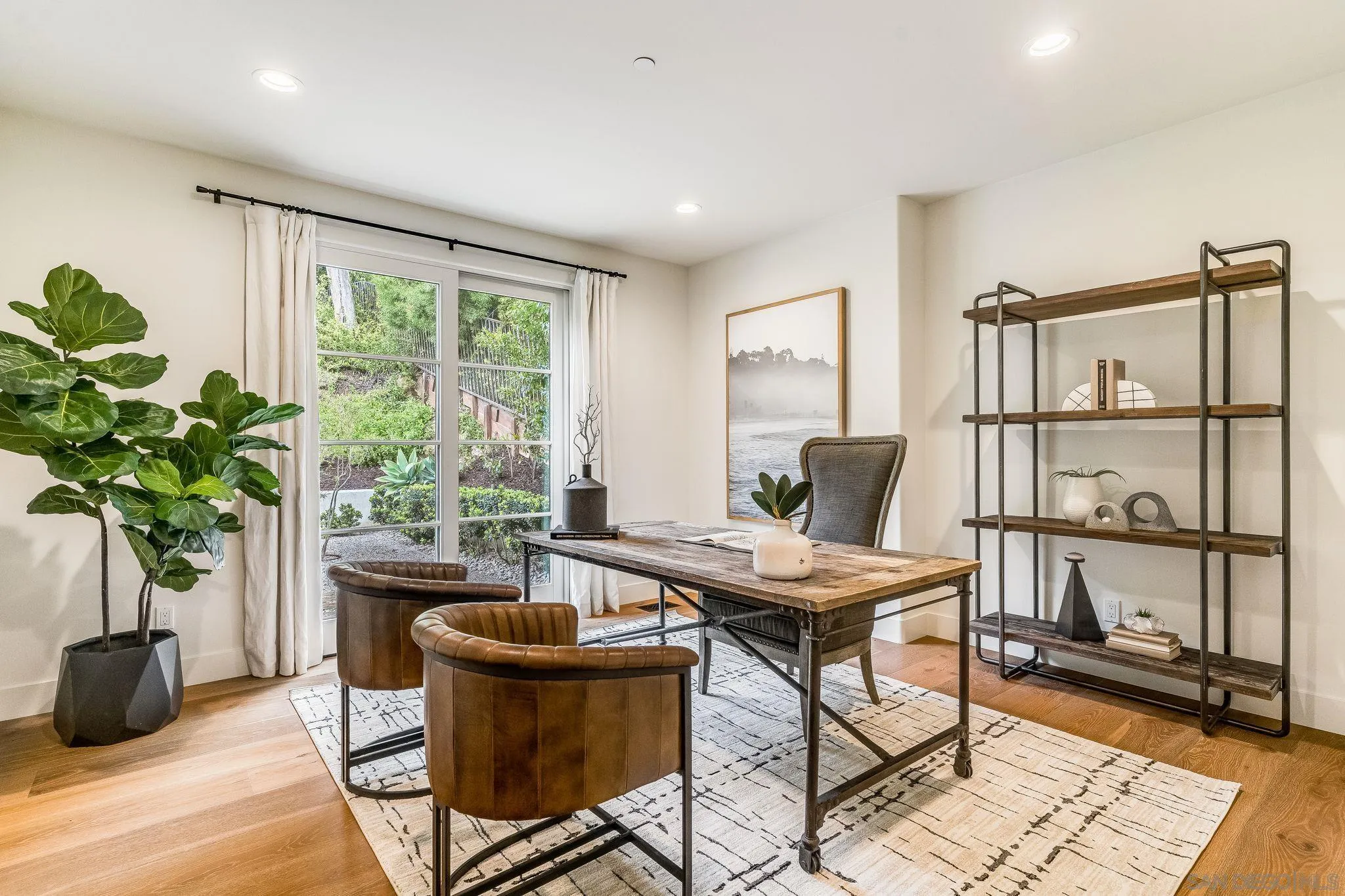 La Jolla, California 92037, United States, 5 Bedrooms Bedrooms, ,5 BathroomsBathrooms,Residential,Active,95567