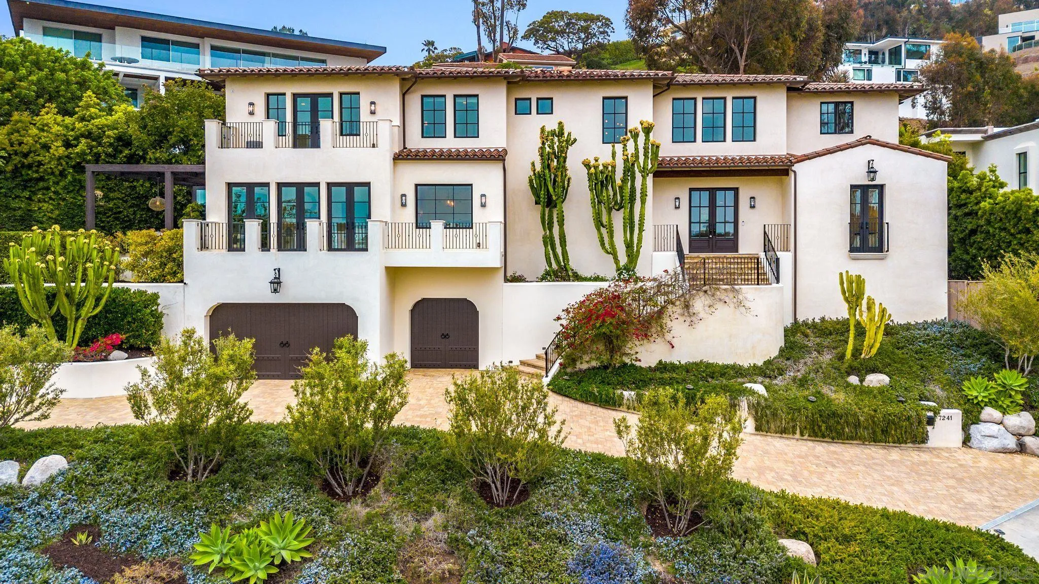 La Jolla, California 92037, United States, 5 Bedrooms Bedrooms, ,5 BathroomsBathrooms,Residential,Active,95567