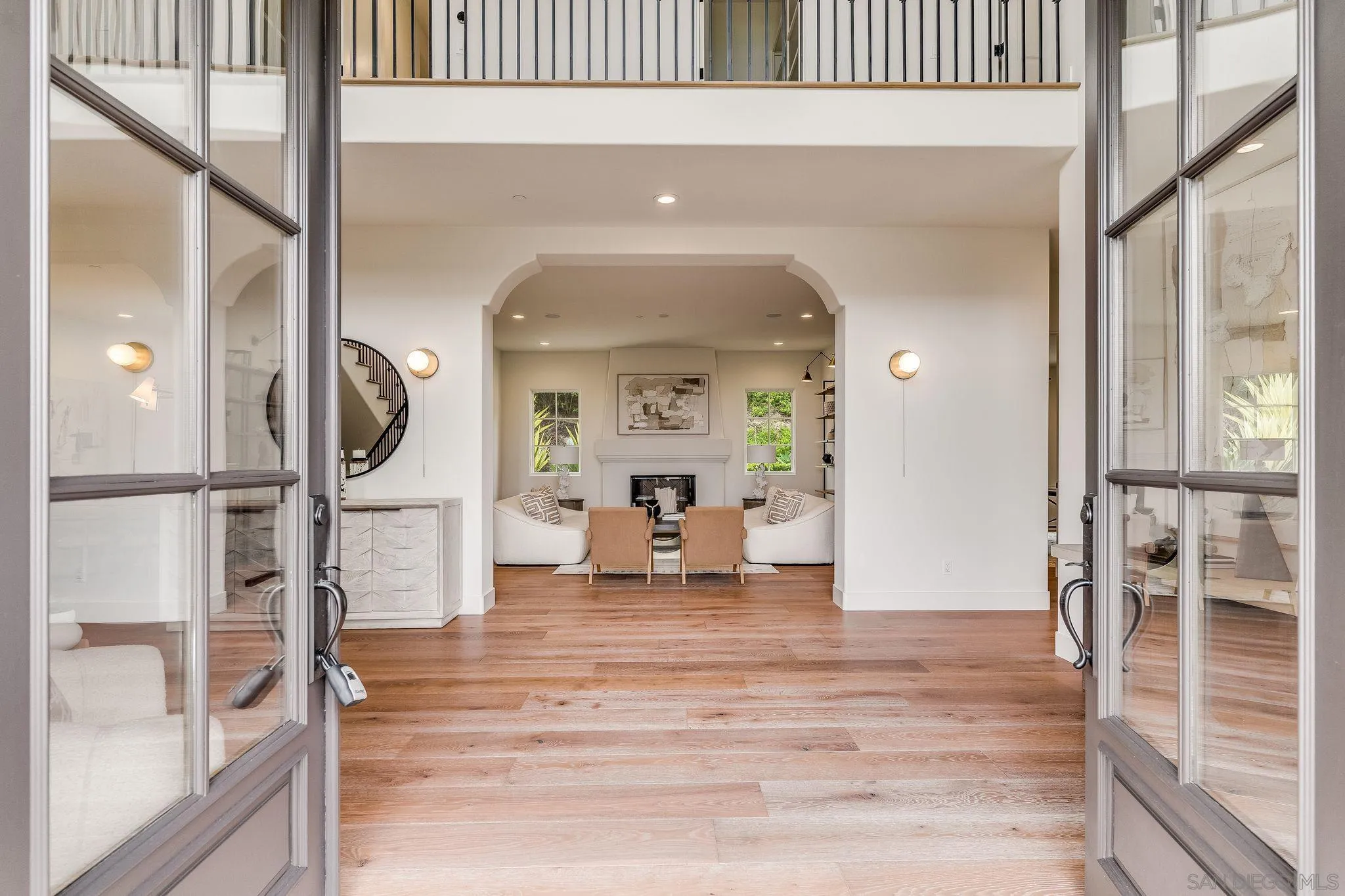 La Jolla, California 92037, United States, 5 Bedrooms Bedrooms, ,5 BathroomsBathrooms,Residential,Active,95567