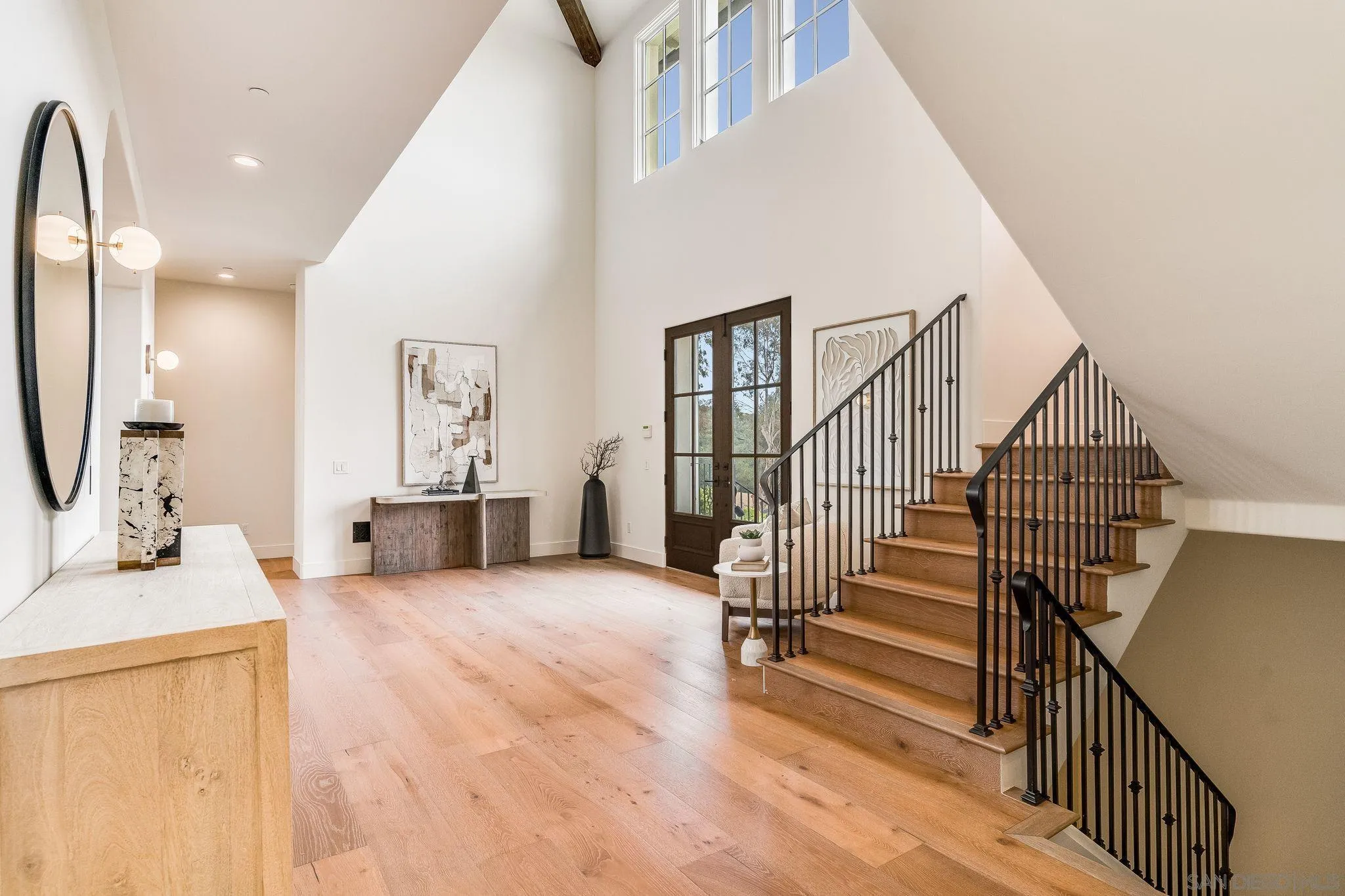 La Jolla, California 92037, United States, 5 Bedrooms Bedrooms, ,5 BathroomsBathrooms,Residential,Active,95567