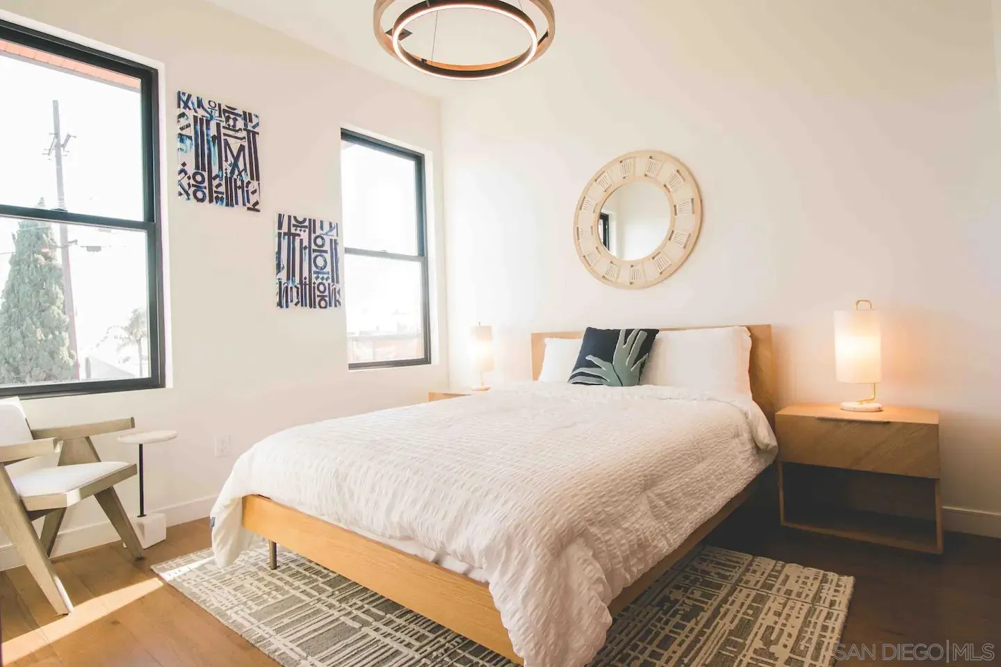 San Diego, California 92110, United States, 3 Bedrooms Bedrooms, ,4 BathroomsBathrooms,Residential,Active,18373