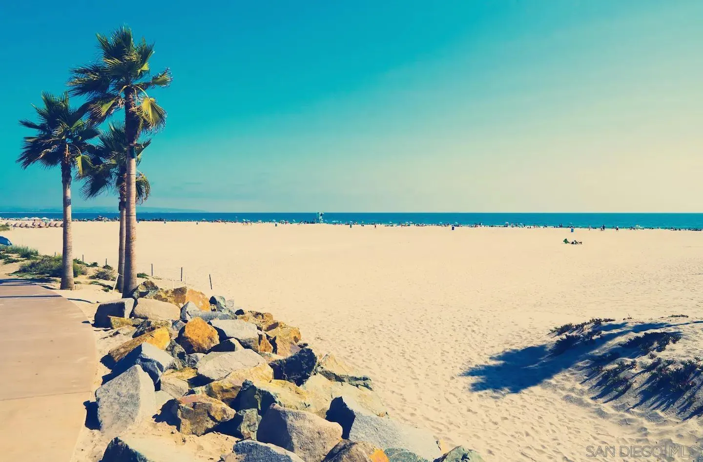 San Diego, California 92110, United States, 3 Bedrooms Bedrooms, ,4 BathroomsBathrooms,Residential,Active,18373