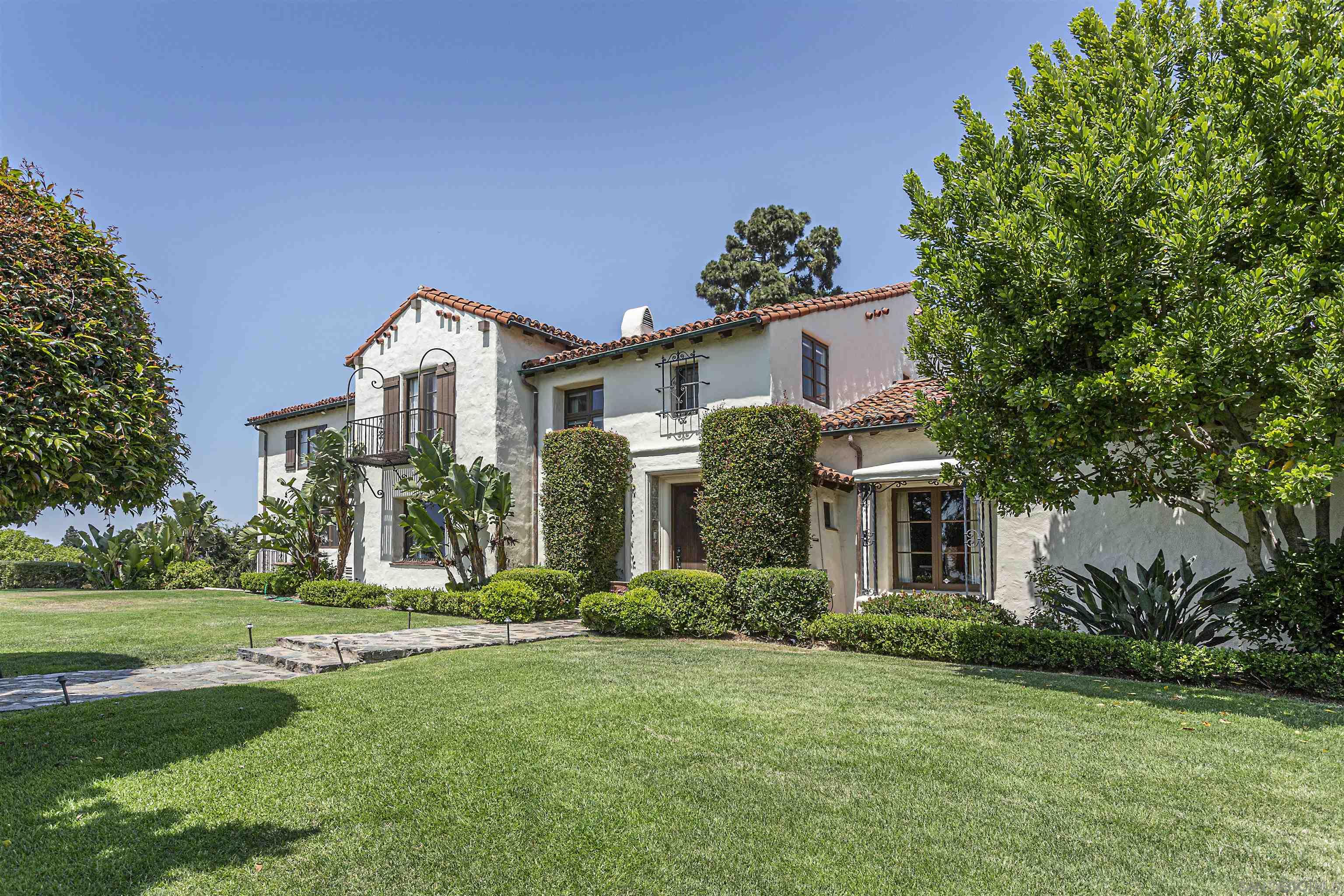 33  I Street

                                                                             Chula Vista                                

                                    , CA - $2,980,000
