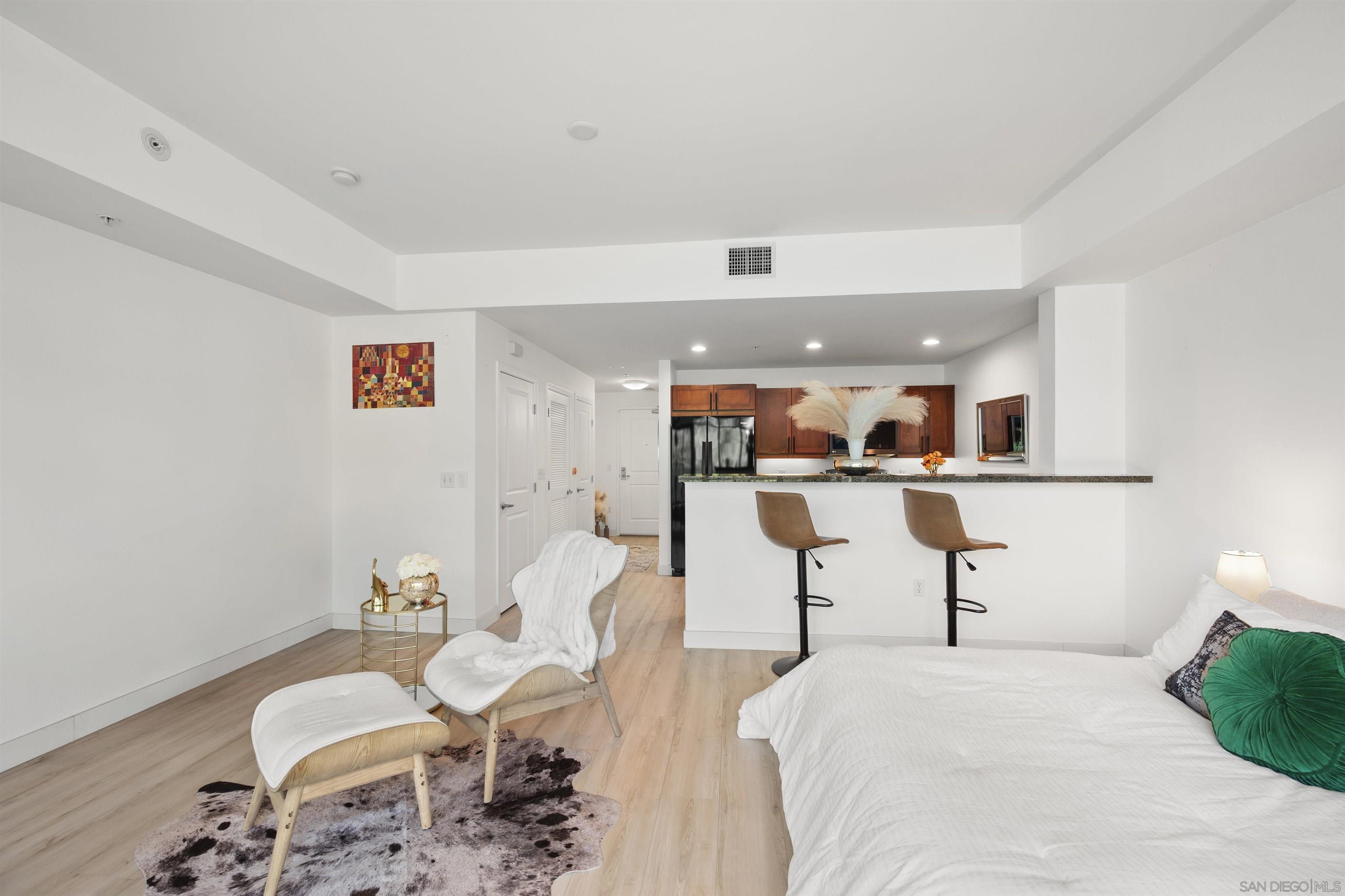 206 Park Blvd 405
