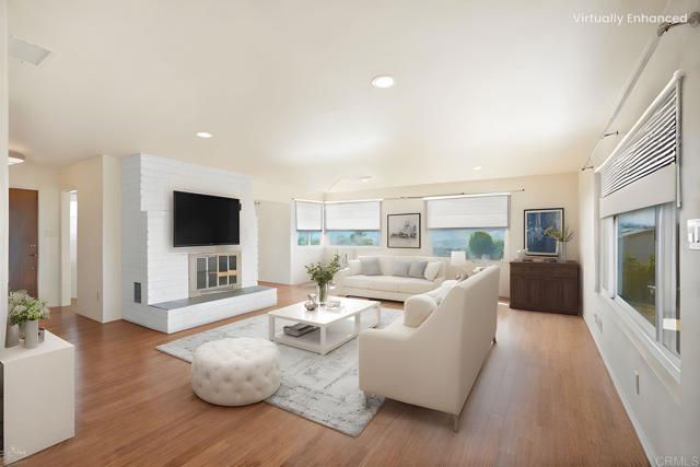 5884 Redondo Dr