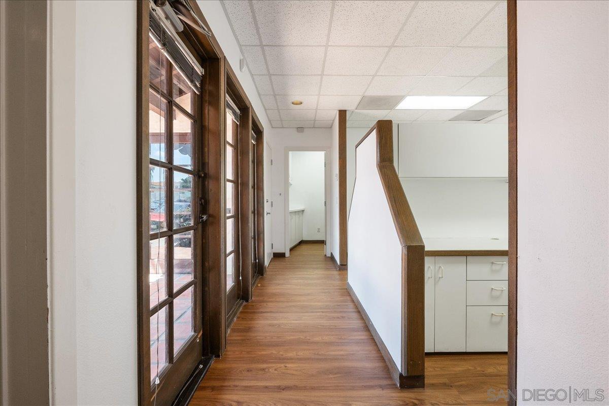 San Diego, California 92110, United States, 3 Bedrooms Bedrooms, ,2 BathroomsBathrooms,Residential,Pending,57978