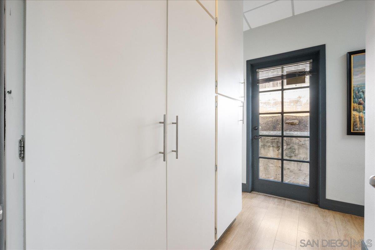 San Diego, California 92110, United States, 3 Bedrooms Bedrooms, ,2 BathroomsBathrooms,Residential,Pending,57978