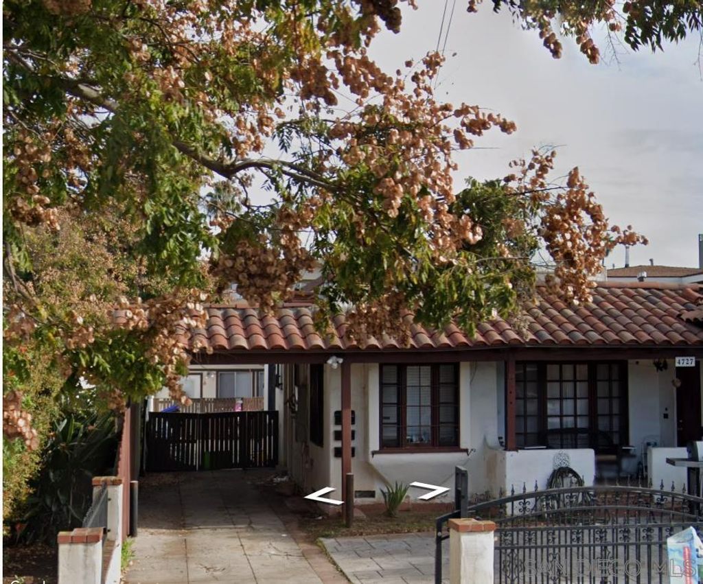 Photo of 4727 Choctaw Dr, San Diego, CA 92115 (MLS # 250030243)