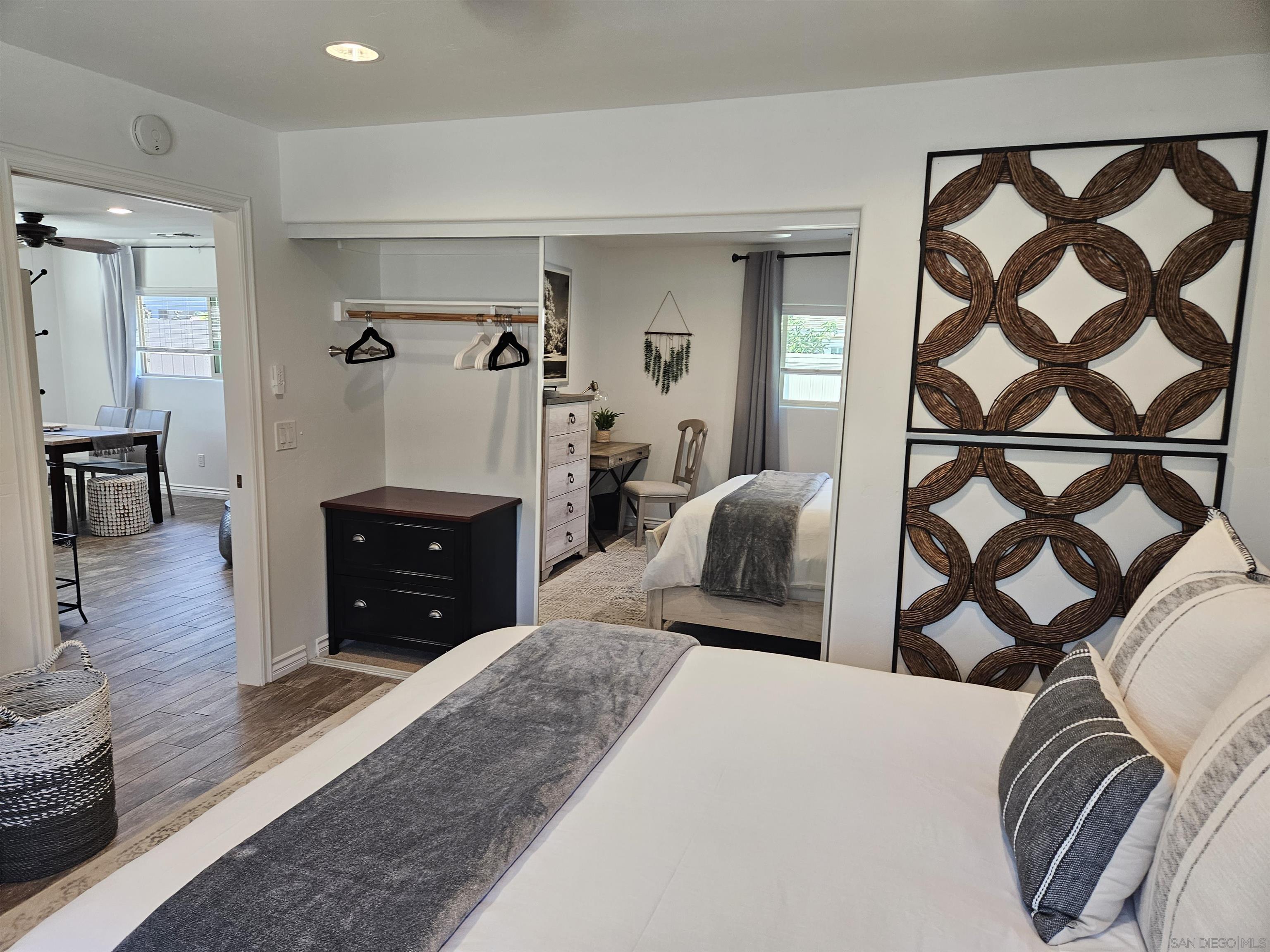 2314 Felicita Rd B