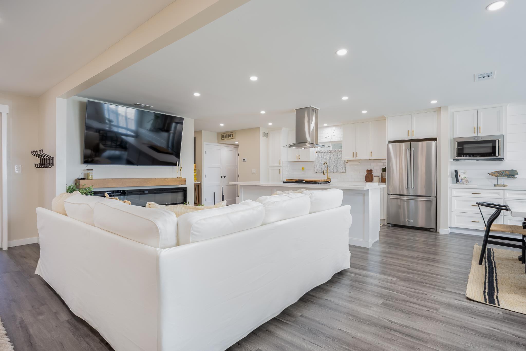 157 Horizon Ln
