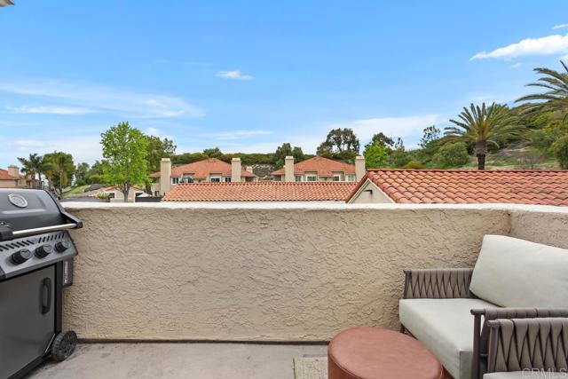 102 Sea Cliff Way