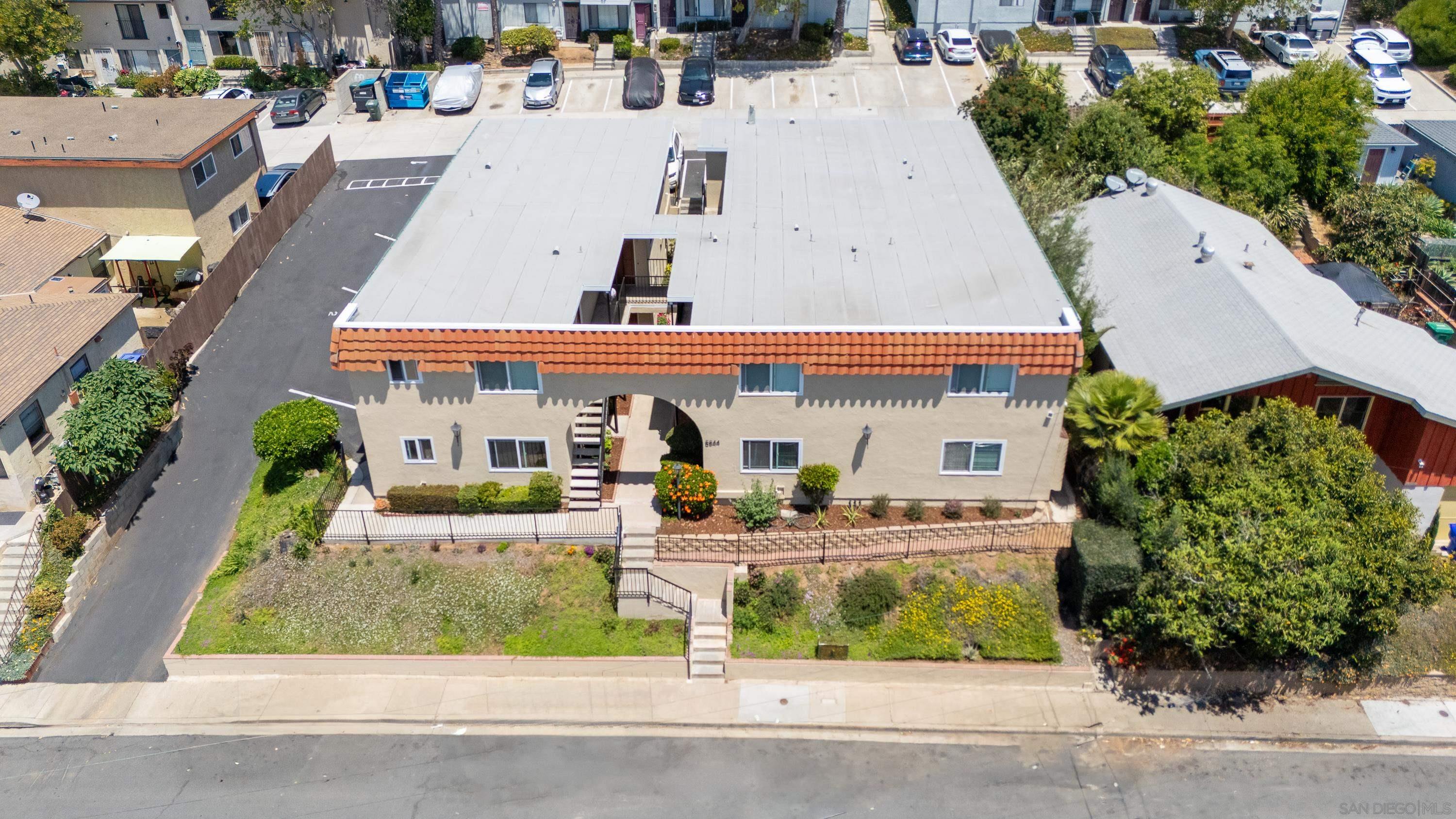 5844 Riley St.