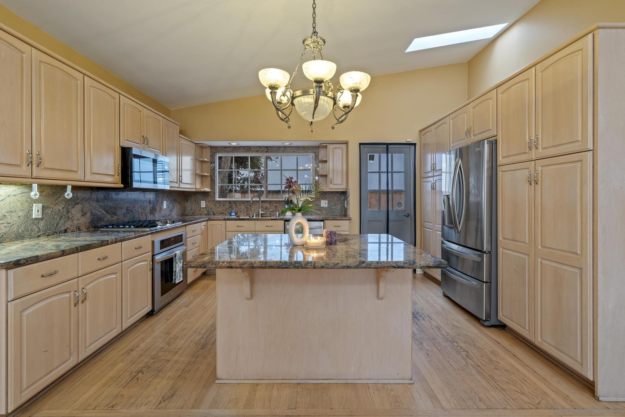 6430 La Jolla Scenic South Drive