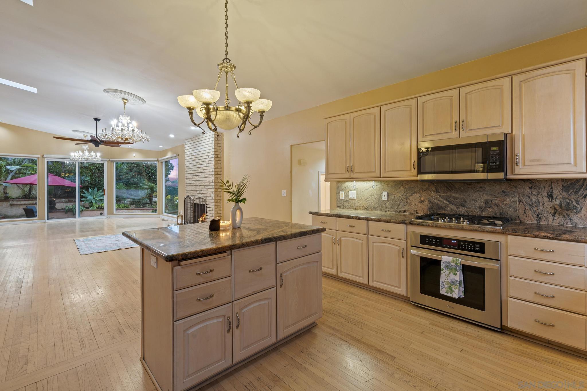 6430 La Jolla Scenic South Drive