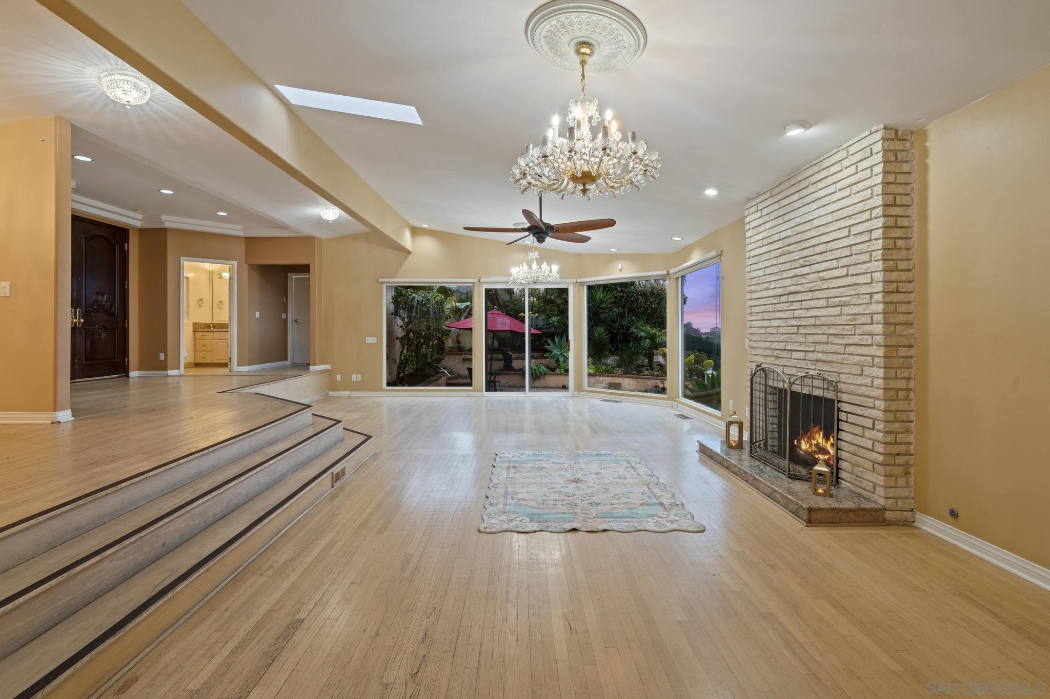 6430 La Jolla Scenic South Drive