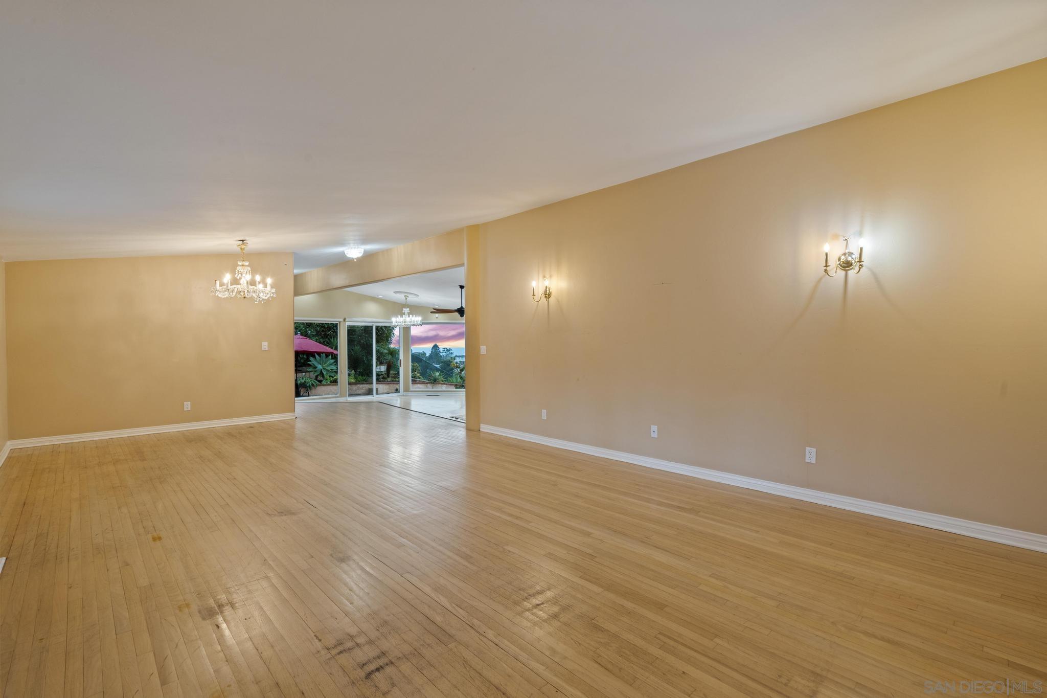 6430 La Jolla Scenic South Drive