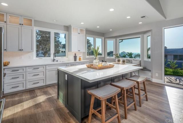 1808 Amalfi Drive