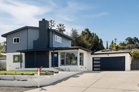 10229 Del Rio Rd, Spring Valley, CA 91977 - #: 250020890