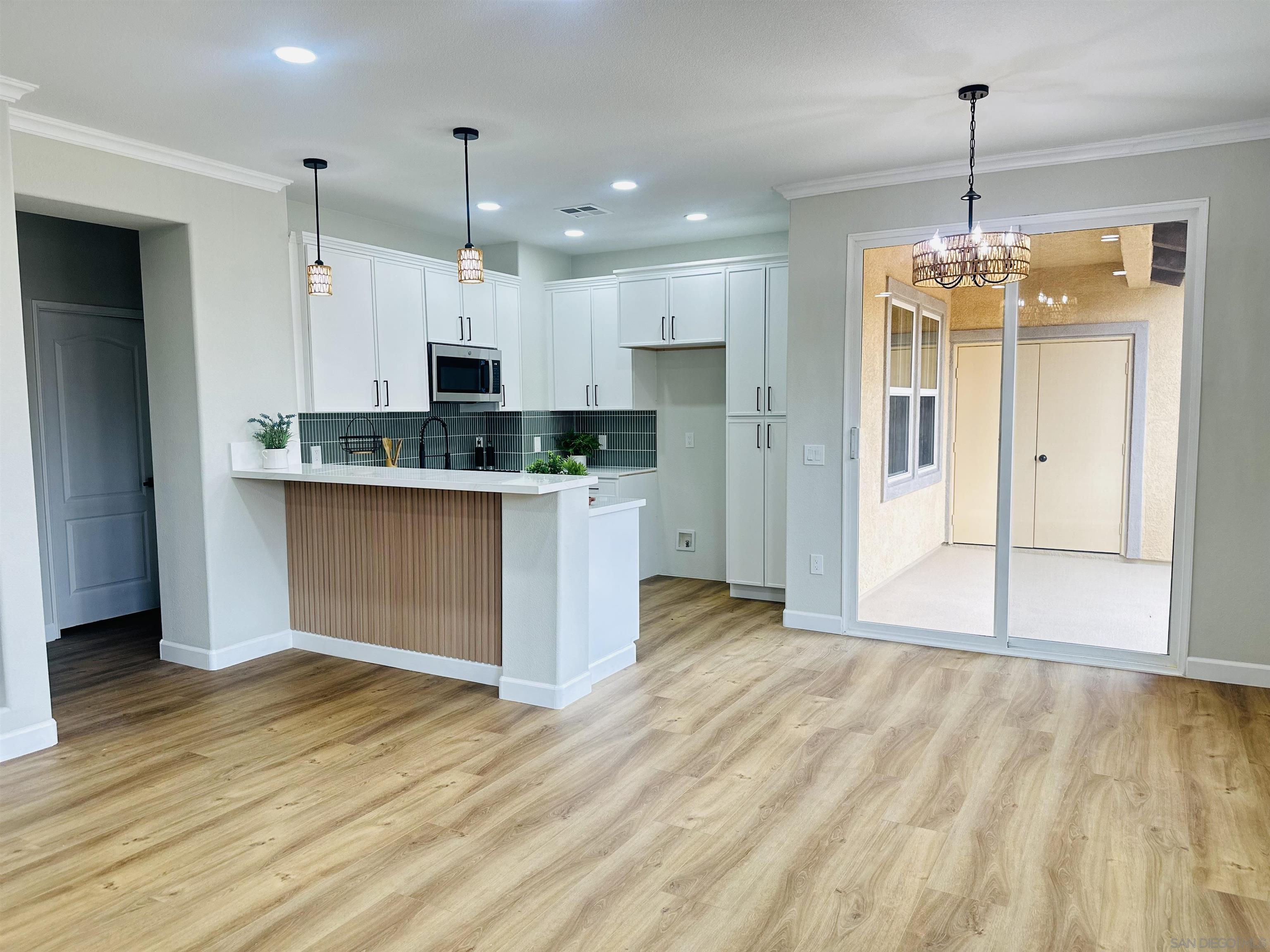 12665 Creekview Dr 140