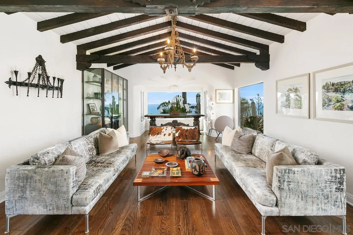 La Jolla, California 92037, United States, 5 Bedrooms Bedrooms, ,6 BathroomsBathrooms,Residential,Active,131710