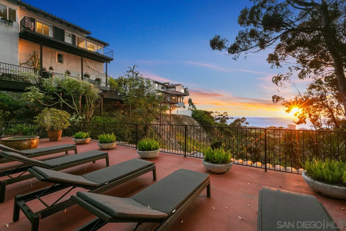 La Jolla, California 92037, United States, 5 Bedrooms Bedrooms, ,6 BathroomsBathrooms,Residential,Active,131710