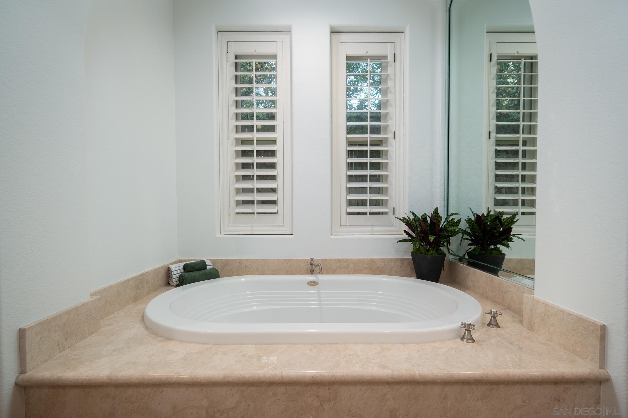 San Diego, California 92127, United States, 6 Bedrooms Bedrooms, ,7 BathroomsBathrooms,Residential,Active,62278