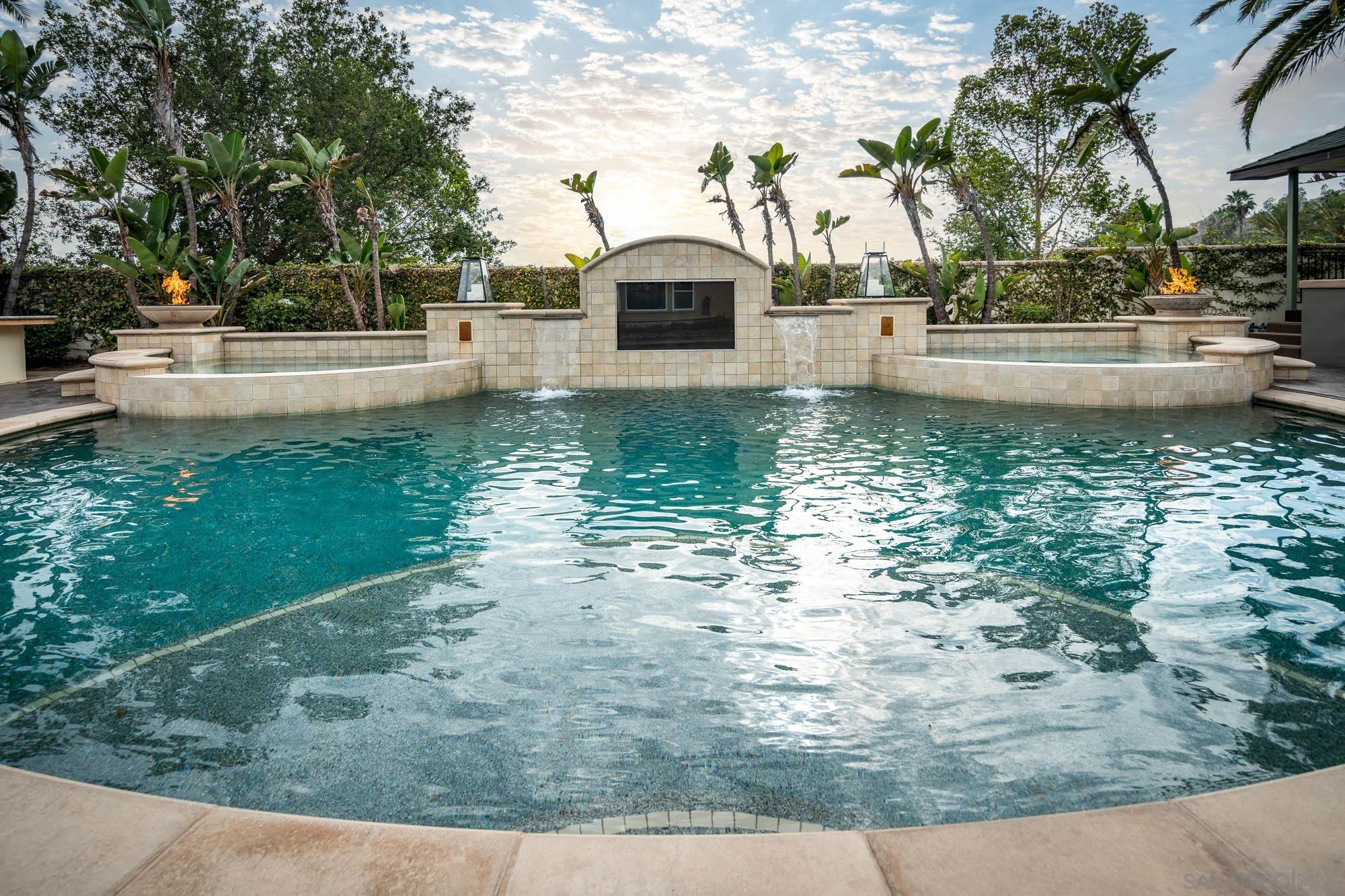 San Diego, California 92127, United States, 6 Bedrooms Bedrooms, ,7 BathroomsBathrooms,Residential,Active,62278