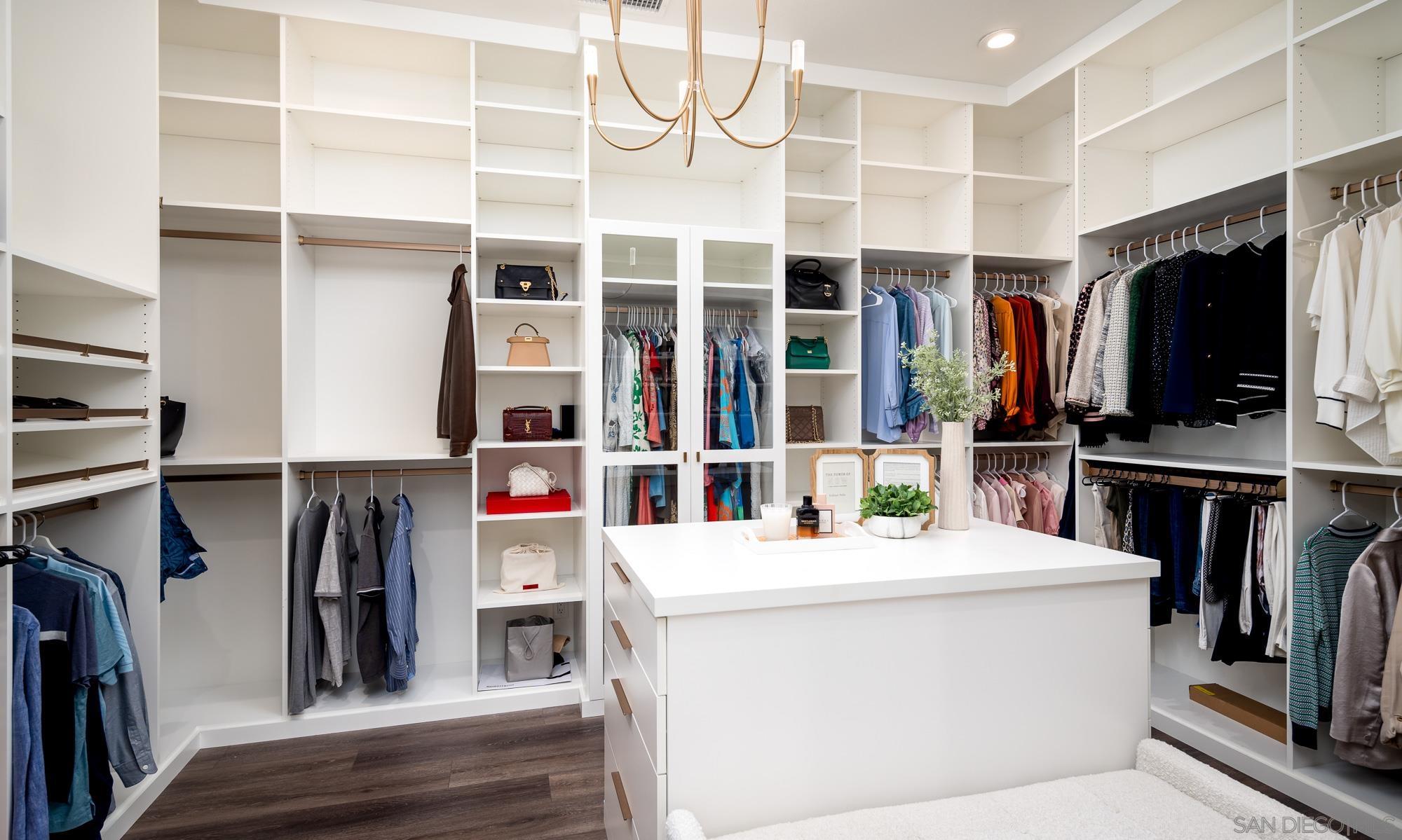 San Diego, California 92127, United States, 6 Bedrooms Bedrooms, ,7 BathroomsBathrooms,Residential,Active,62278