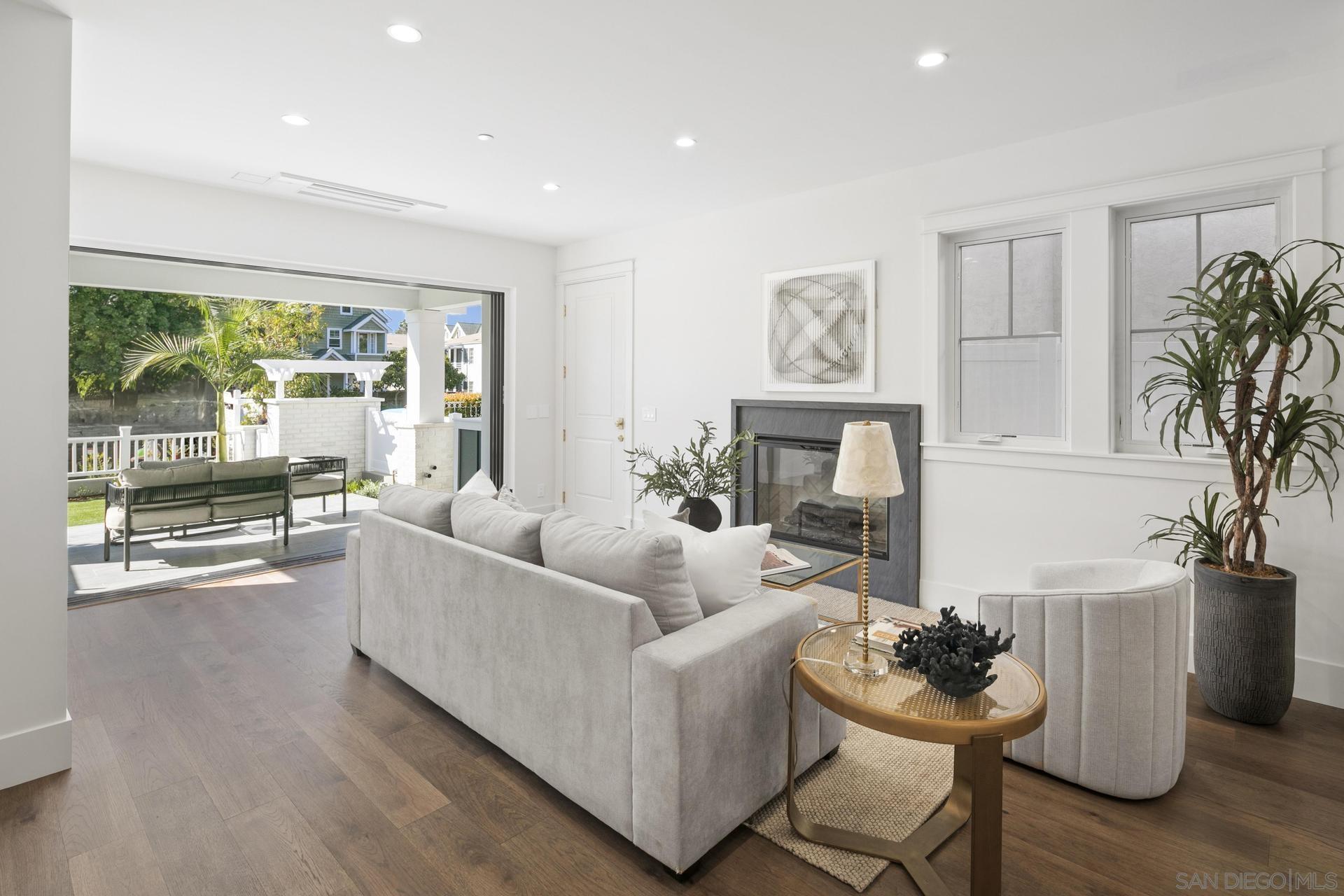 741 G Avenue