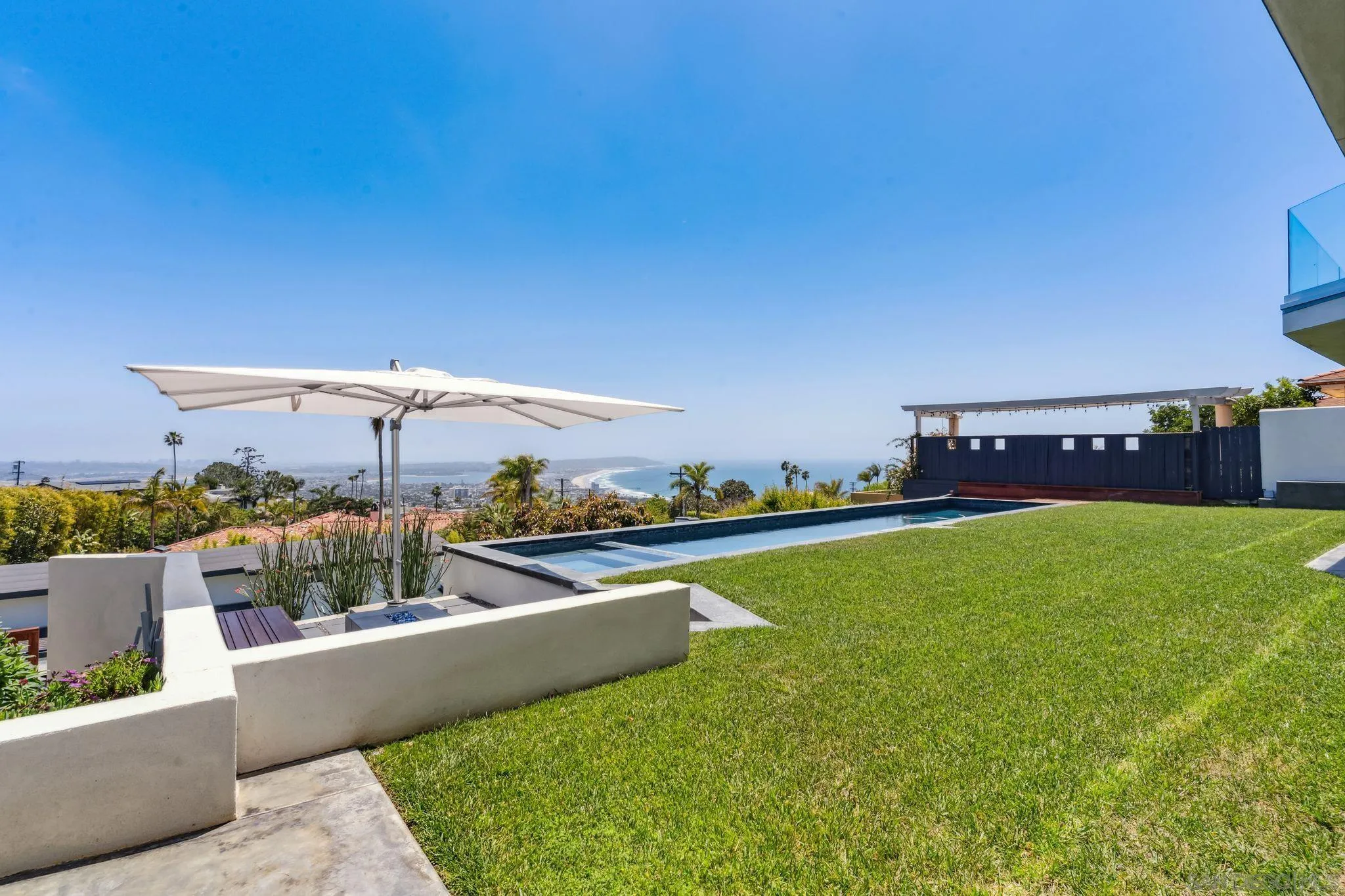 La Jolla, California 92037, United States, 6 Bedrooms Bedrooms, ,5 BathroomsBathrooms,Residential,Active,128551