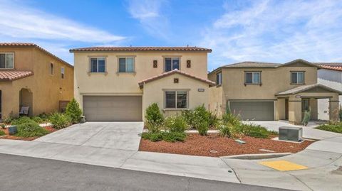 24008 Kestrel Court Lake Elsinore CA 92532