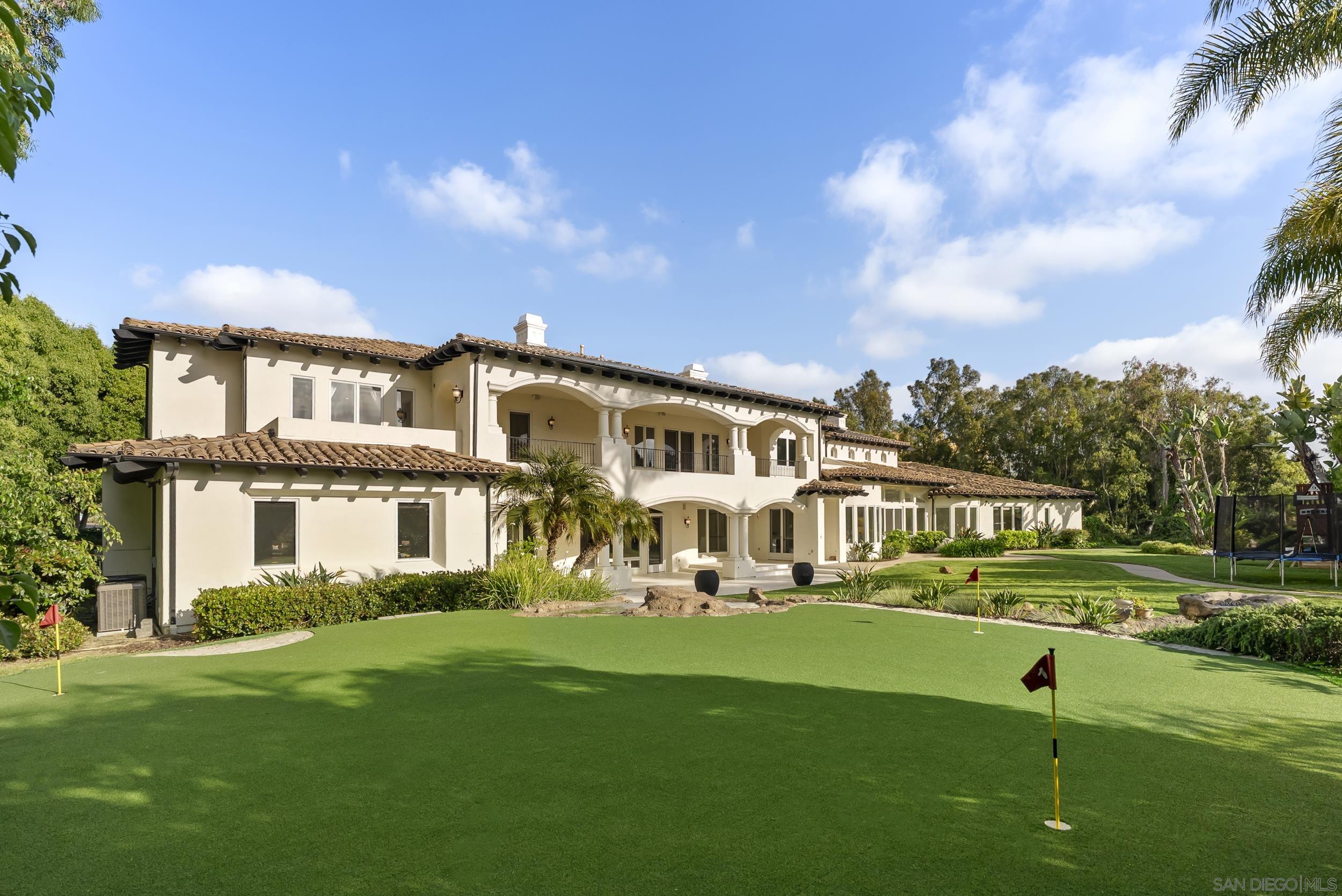 16301 Avenida De Los Olivos