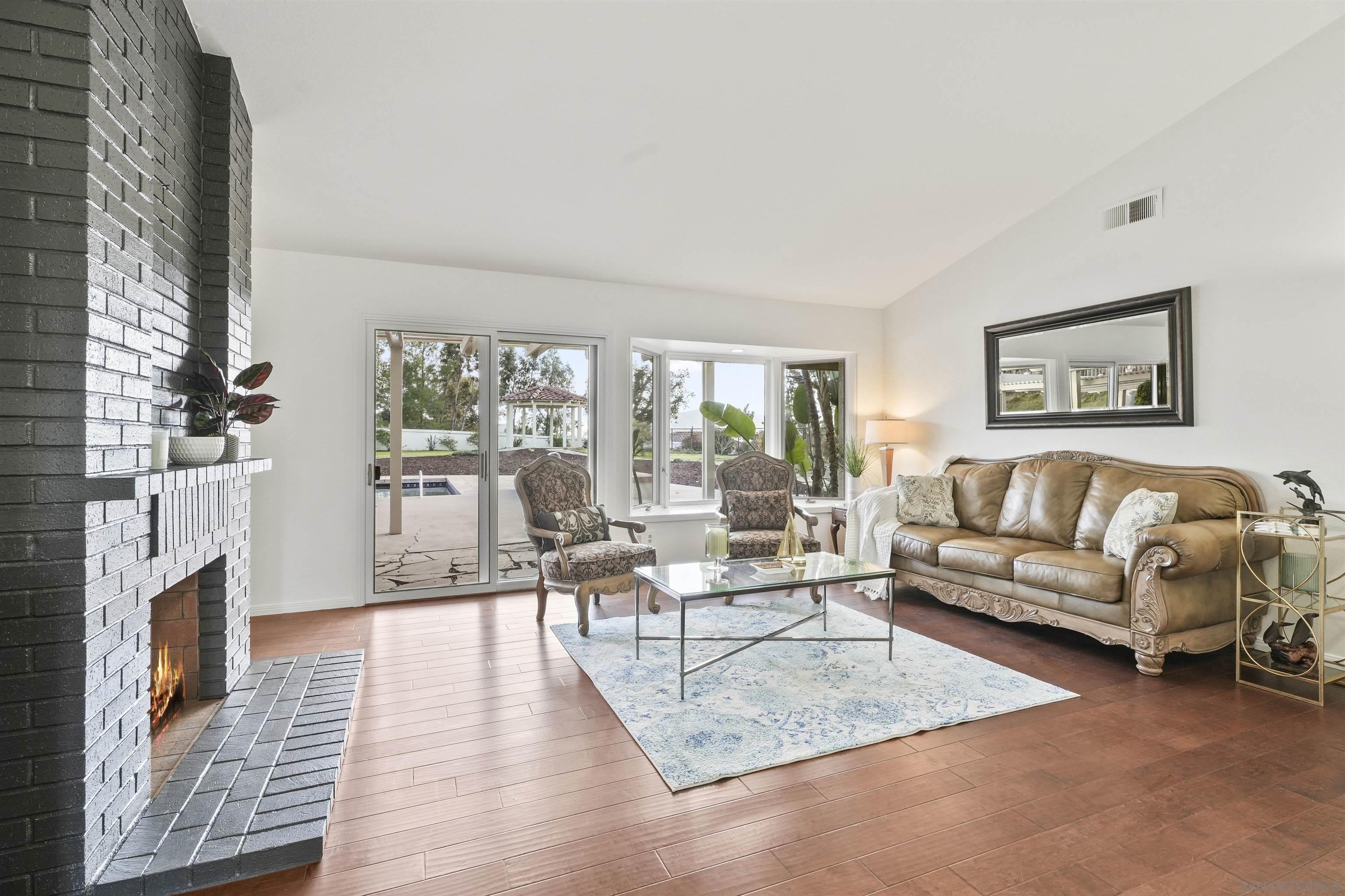 1549 Ventana Drive